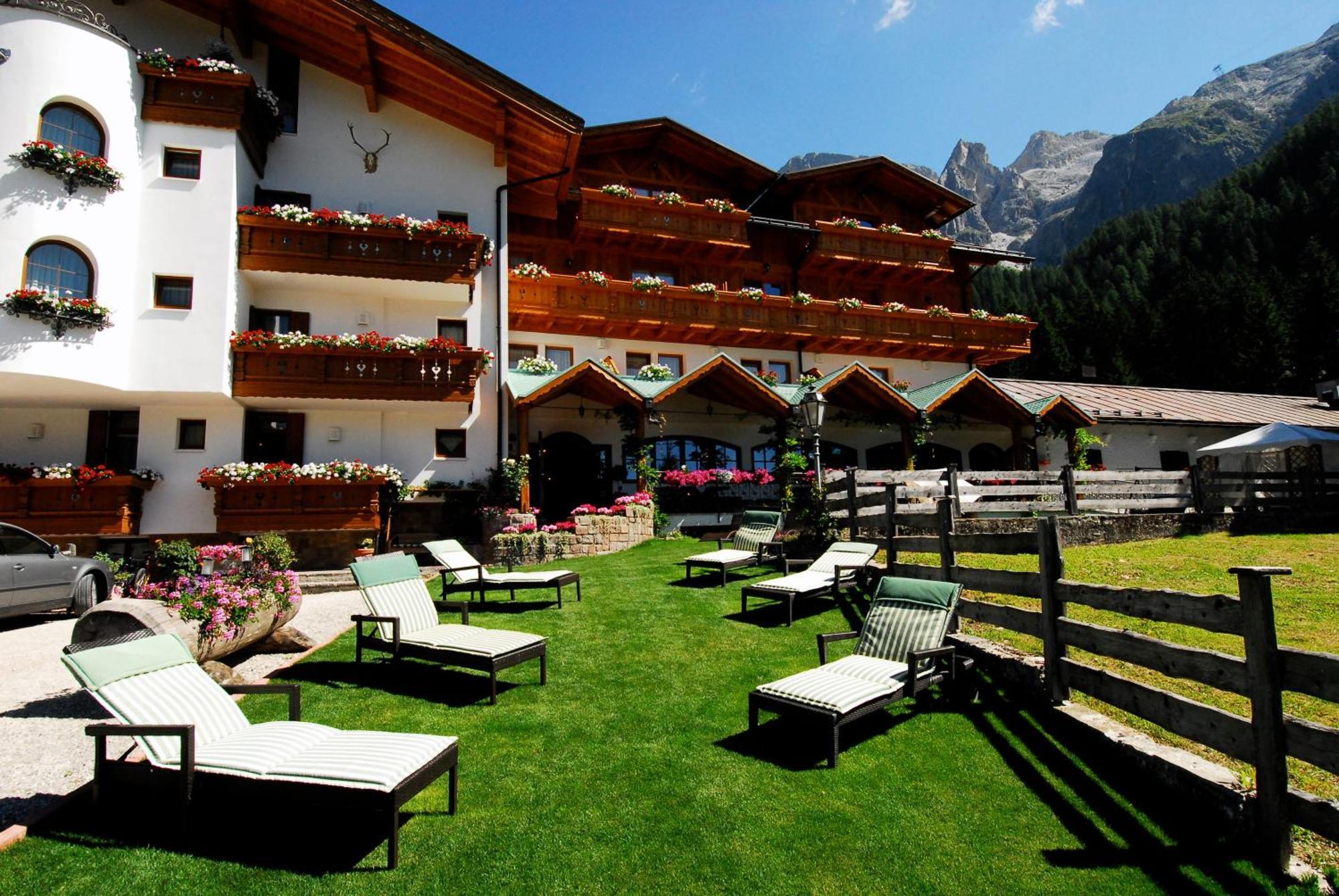 Hotel Stalon Sankt Martin am Sismunthbach Exterior foto