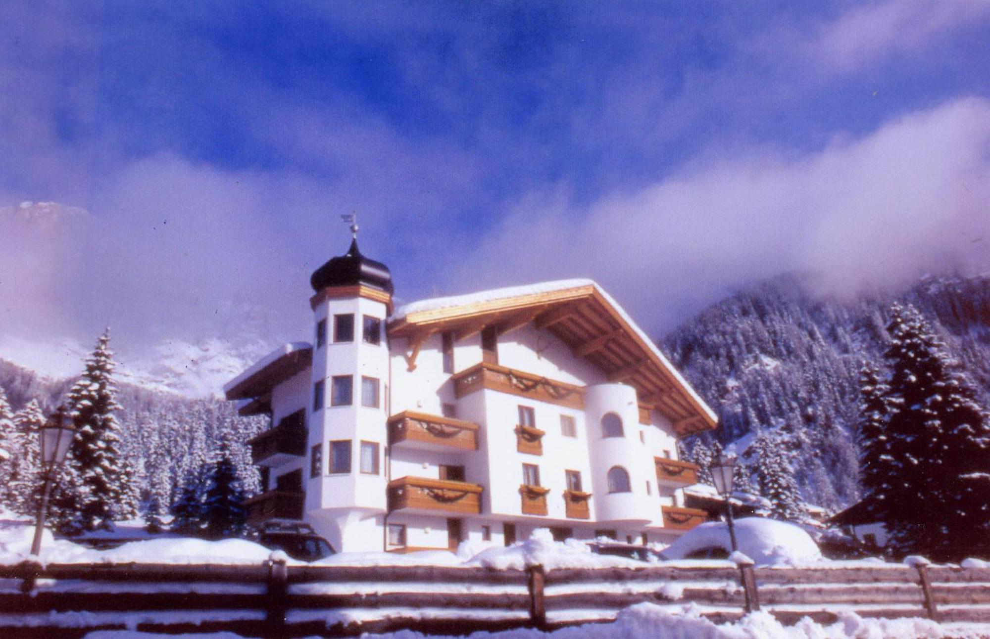 Hotel Stalon Sankt Martin am Sismunthbach Exterior foto