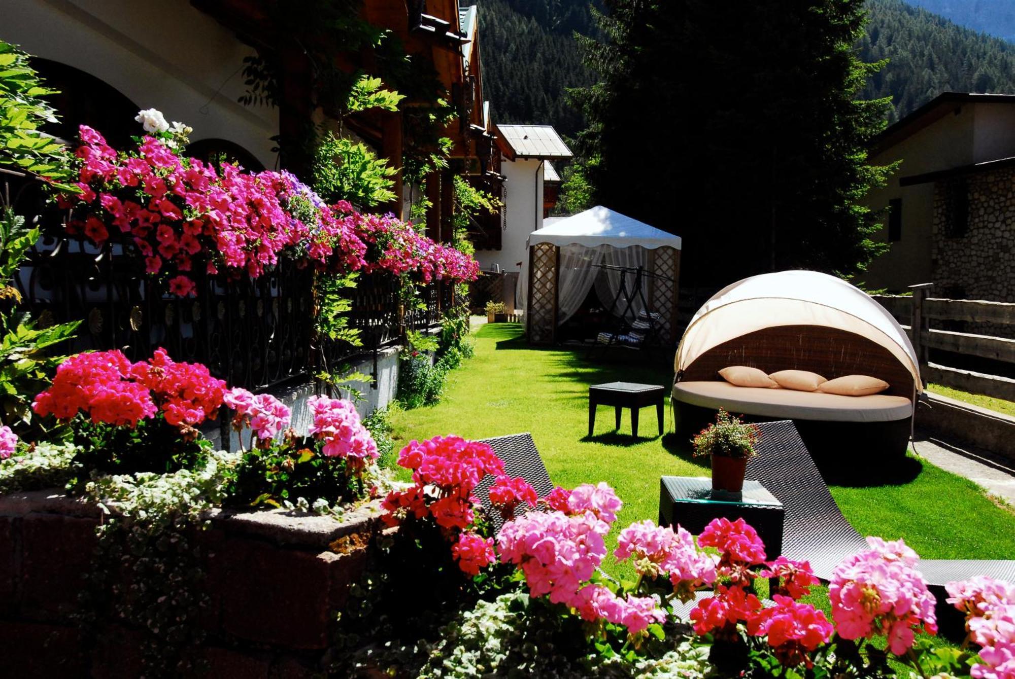 Hotel Stalon Sankt Martin am Sismunthbach Exterior foto